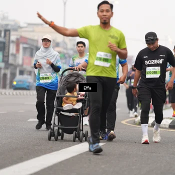 Runner Photo 7250643