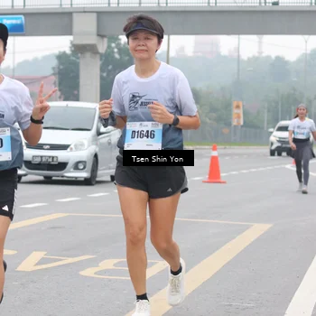 Runner Photo 7250645