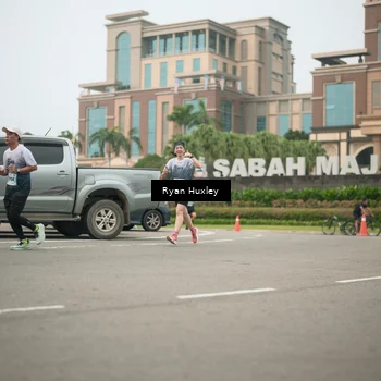 Runner Photo 7250665