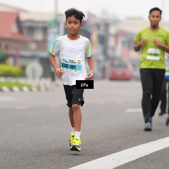 Runner Photo 7250675