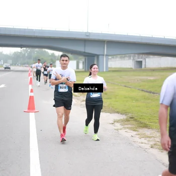 Runner Photo 7250679