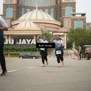 Runner Photo 7250738