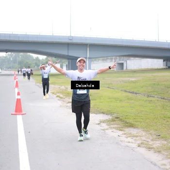 Runner Photo 7250765