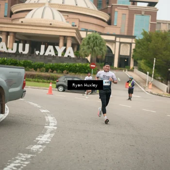 Runner Photo 7250792