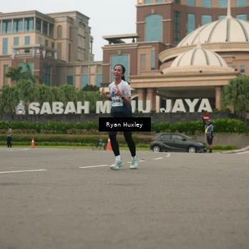 Runner Photo 7250836