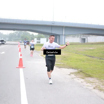 Runner Photo 7250872