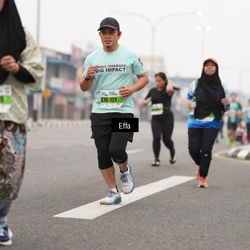 Runner Photo 7250895
