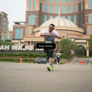 Runner Photo 7250905