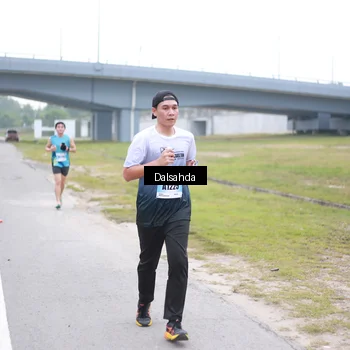 Runner Photo 7250951