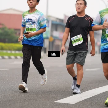 Runner Photo 7250988