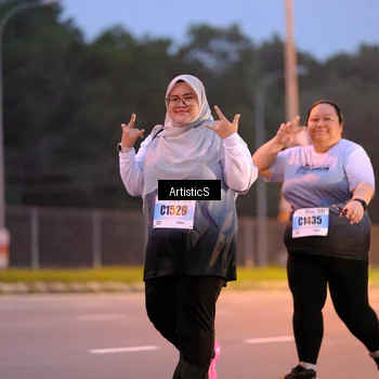 Runner Photo 7251001