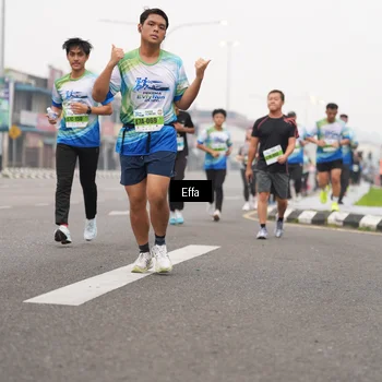 Runner Photo 7251068