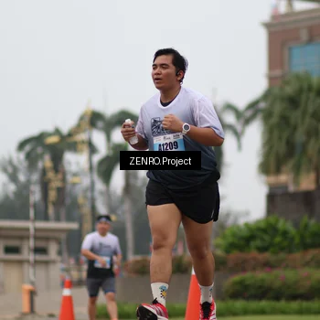 Runner Photo 7251122