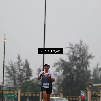 Runner Photo 7251373