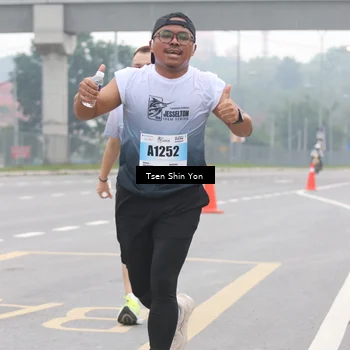 Runner Photo 7251431