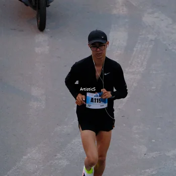 Runner Photo 7251900
