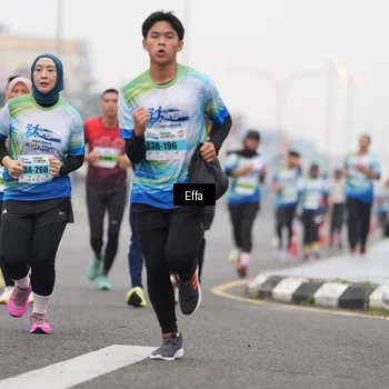 Runner Photo 7252640