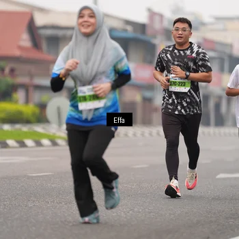 Runner Photo 7253096