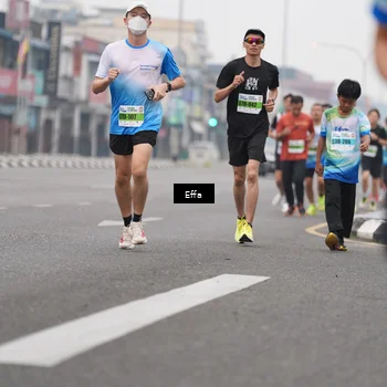 Runner Photo 7253810