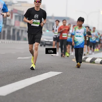 Runner Photo 7253819