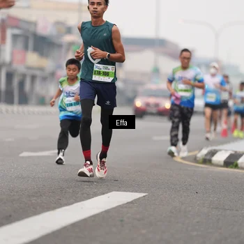 Runner Photo 7253843