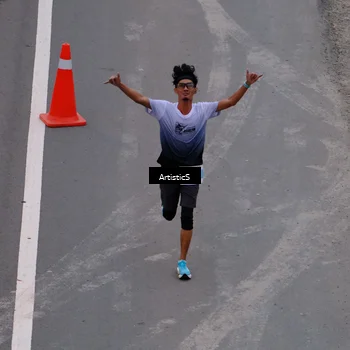 Runner Photo 7253885