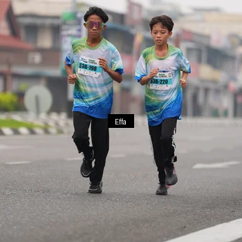 Runner Photo 7253915