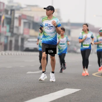 Runner Photo 7253949