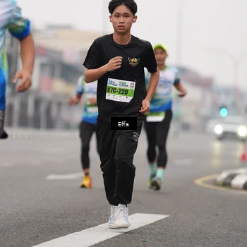 Runner Photo 7253997