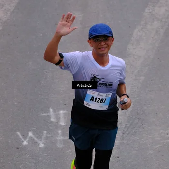 Runner Photo 7254017