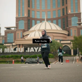 Runner Photo 7254046