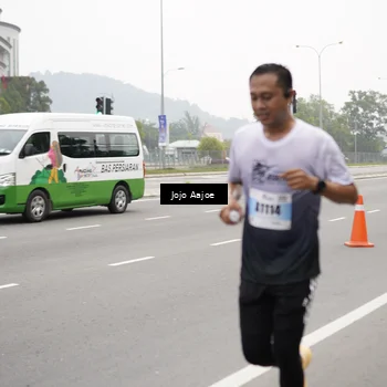 Runner Photo 7254064