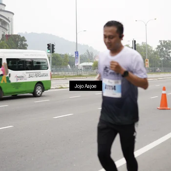 Runner Photo 7254111