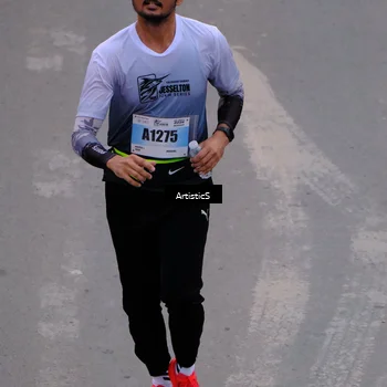 Runner Photo 7254137