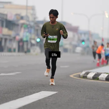 Runner Photo 7254207