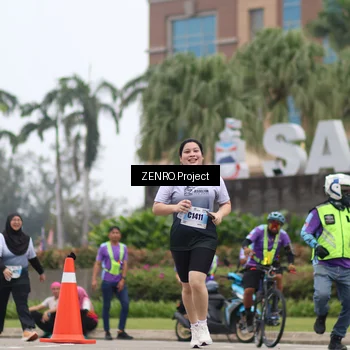 Runner Photo 7254304