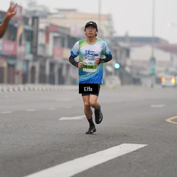 Runner Photo 7254306