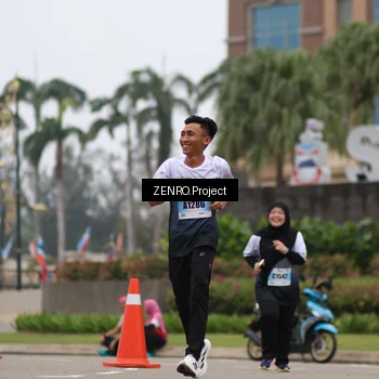 Runner Photo 7254429
