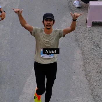 Runner Photo 7254845