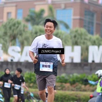 Runner Photo 7254948