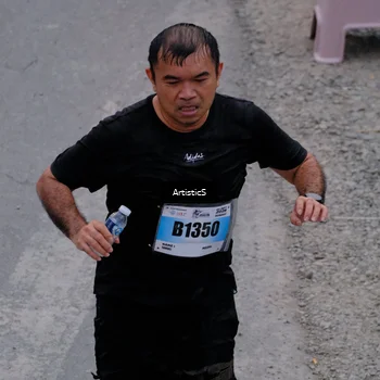 Runner Photo 7255476