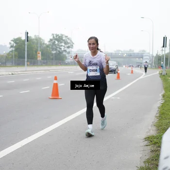 Runner Photo 7255937