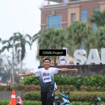 Runner Photo 7256012