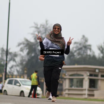 Runner Photo 7256080