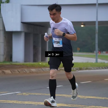 Runner Photo 7256100