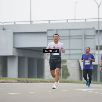 Runner Photo 7256329