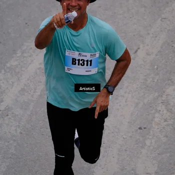 Runner Photo 7256402