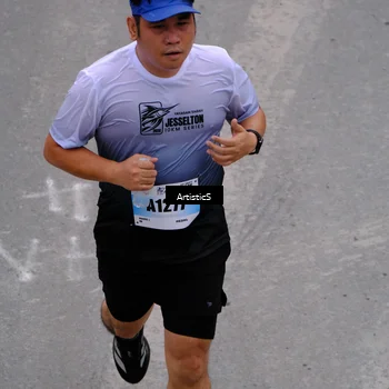 Runner Photo 7256467