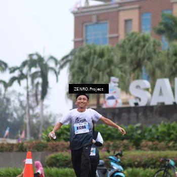 Runner Photo 7256565