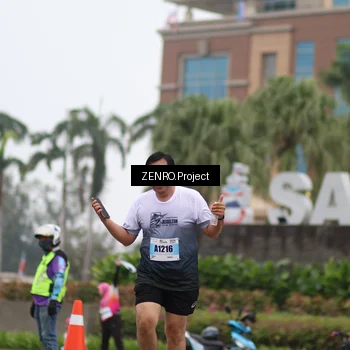 Runner Photo 7256685